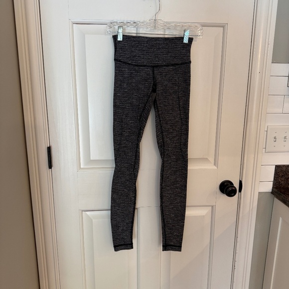 Lululemon Wunder Under Smooth Cover High Rise Legging Black/White 45695 - Picture 4 of 11